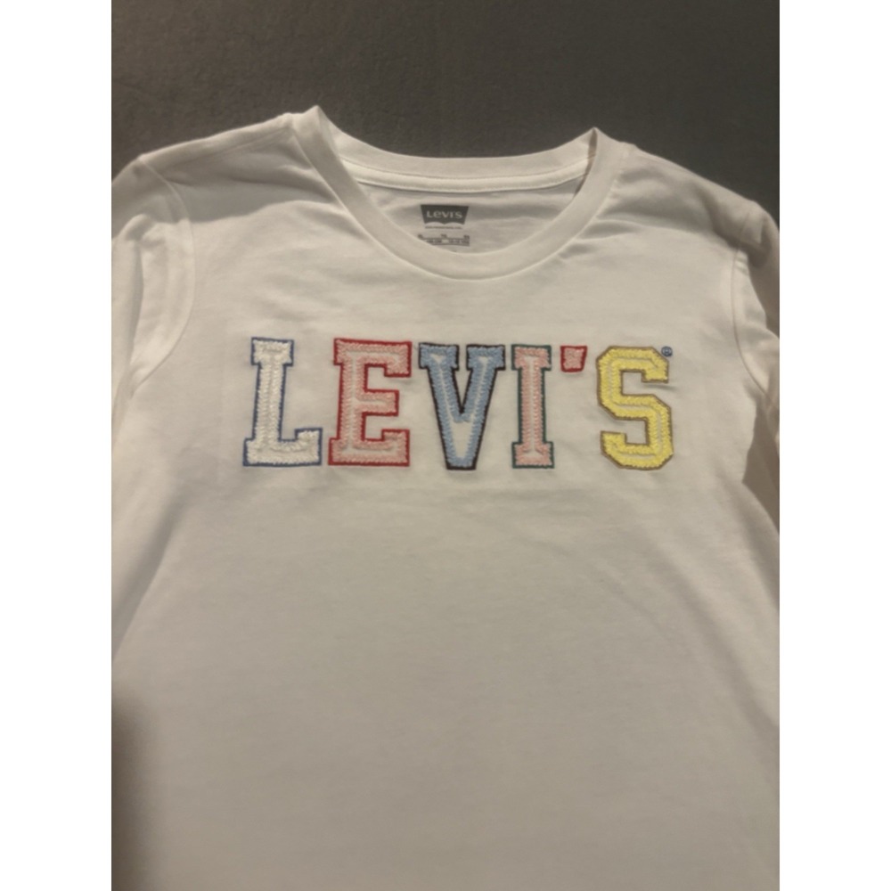 NEW Levi's Girls XL T-shirt With logo and Pastel Colors Long Sleeve